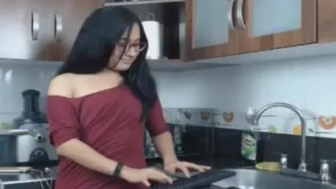 Trans Flashing giant stiff penis wazoo