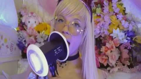 ASMR Binaural Ear Relaxation! Sissy XxHayleeMariexx