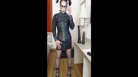 Rubber Sissy slave