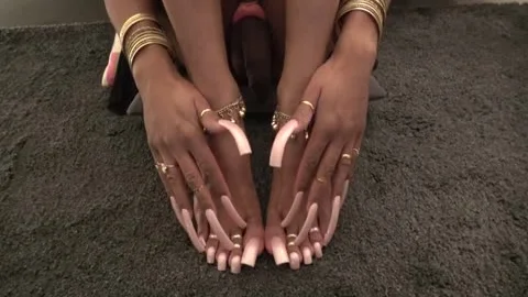 Lofia Tona - Stroking With cute lengthy Nails