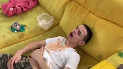 Enganei Minha Vizinha (COMPLETO NO RED)