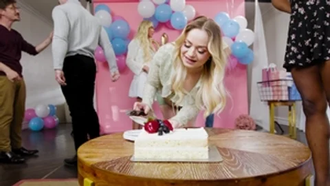 Preggo World: The Insemination of Two Friends