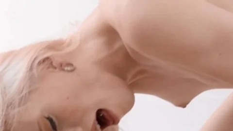 TransAngels.com - Roommate Izzy Wilde demonstrates big dick