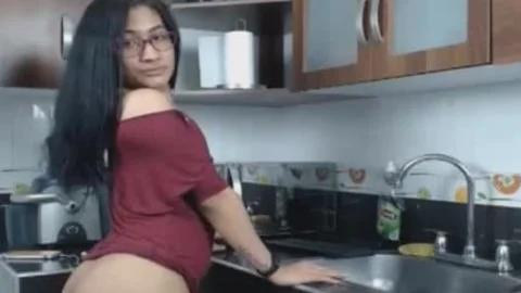 Nerdy t-girl Flashing monstrous 10-Pounder And booty