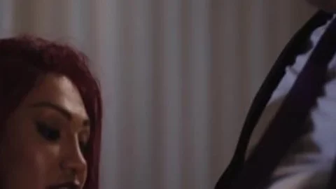 concupiscent man Watch Tbabe Jessy Dubai take up with the tongue And nail His butt