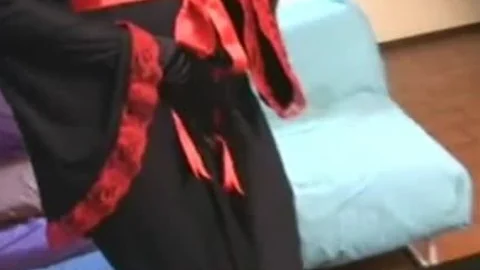 Salma Salma Elegant Robe And Gloves poke