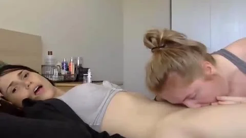 intimate Show From XSlutz.com