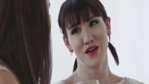 Chanel Preston widens Her Legs And Let TBabe Lena Kelly nails Her wet crack