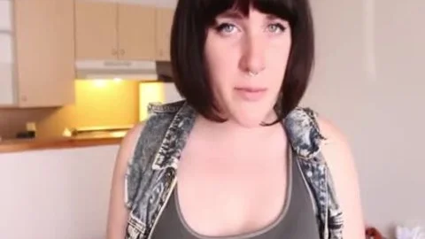 Canadian t-girl Icy Winters.