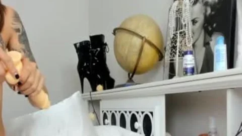 tgirl Masturbating And Putting Dildos Up Her chocolate hole