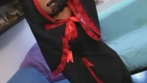 sheboy In Gloves boned And Creamed
