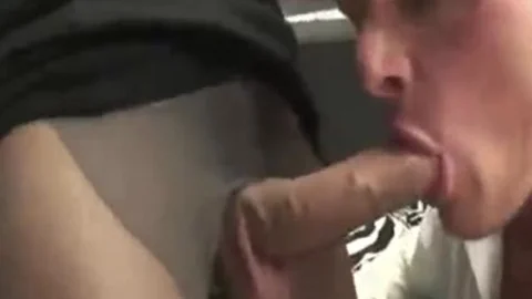 Luana Varella bangs Jack