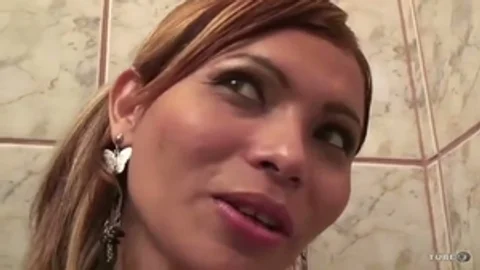dirty shemale Shayane De Castro And Mechanical fake penis Action